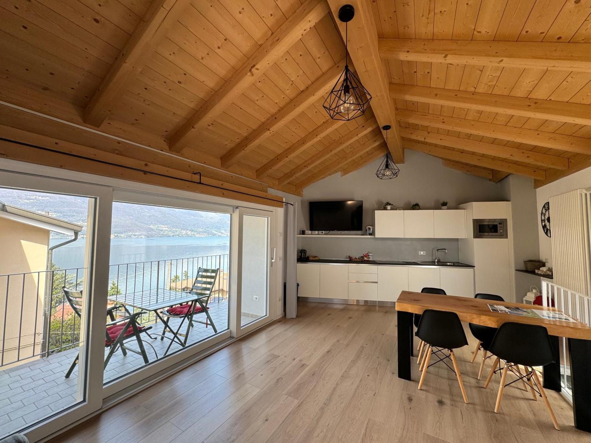 Bellano Holidays - Casa Artemio Eksteriør billede